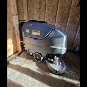 A karcher BD 80 / 100 Price - €9500 ex VAT Only 40 Hours (Demo Model)